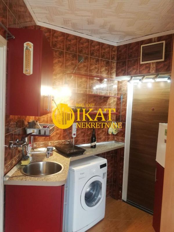 Stan na prodaju u Beogradu, Stari grad, 22m2, cena 99000 evra