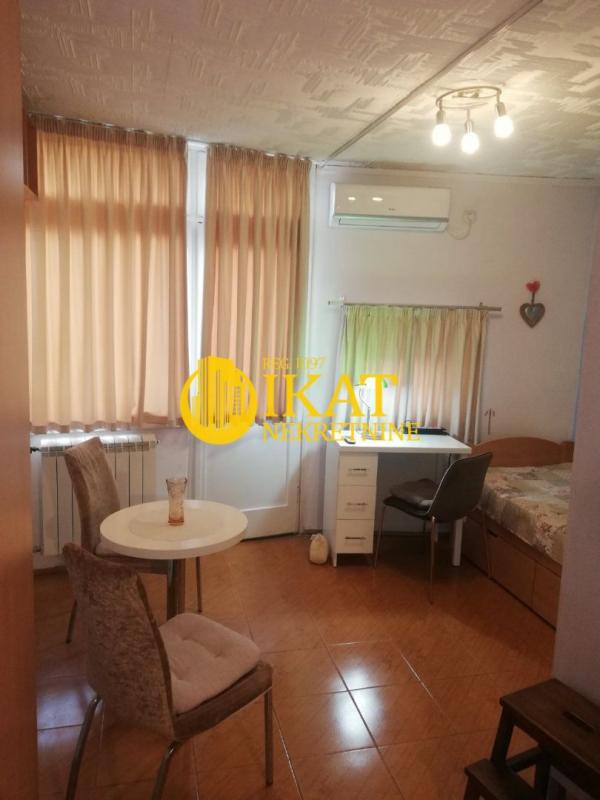 Stan na prodaju u Beogradu, Stari grad, 22m2, cena 99000 evra