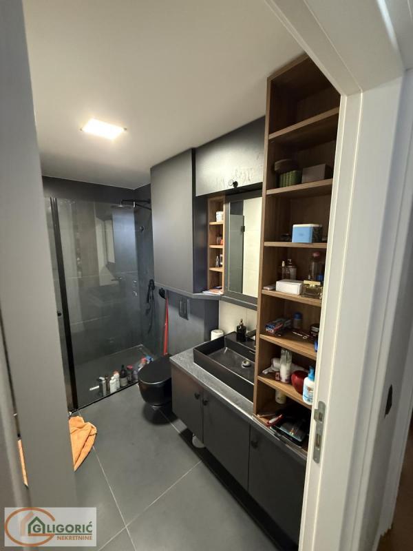 Stan na prodaju u Beogradu, Višnjička banja, cetvorosoban, 100m2, cena 386500 evra