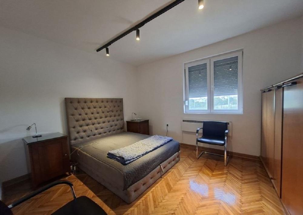 Stan na prodaju u Beogradu, Voždovac,Pašino brdo, trosoban, 61m2, cena 234000 evra