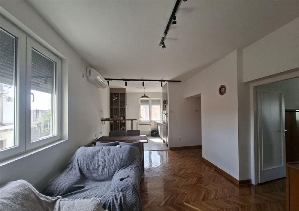 Stan na prodaju u Beogradu, Voždovac,Pašino brdo, trosoban, 61m2, cena 234000 evra