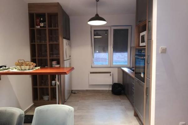 Stan na prodaju u Beogradu, Voždovac,Pašino brdo, trosoban, 61m2, cena 240000 evra