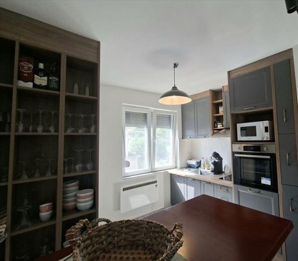 Stan na prodaju u Beogradu, Voždovac,Pašino brdo, trosoban, 61m2, cena 234000 evra