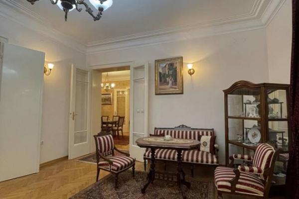 Stan na prodaju u Beogradu, Stari grad, 113m2, cena 450000 evra