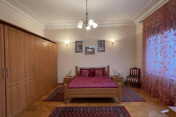 Stan na prodaju u Beogradu, Stari grad, 113m2, cena 450000 evra