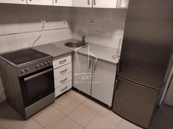 Stan na prodaju u Beogradu, Stari grad, jednoiposoban, 28m2, cena 174000 evra