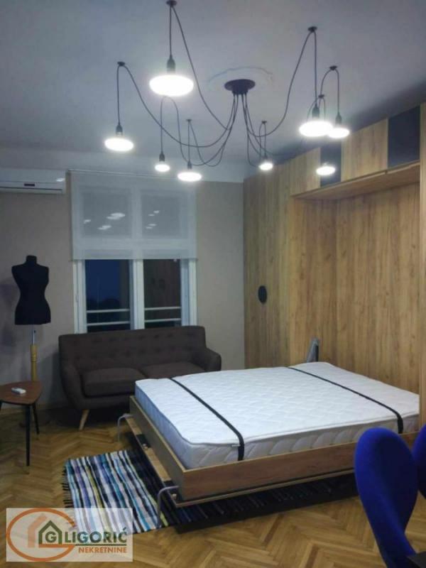 Stan na prodaju u Beogradu, Skadarlija, jednosoban, 31m2, cena 141500 evra