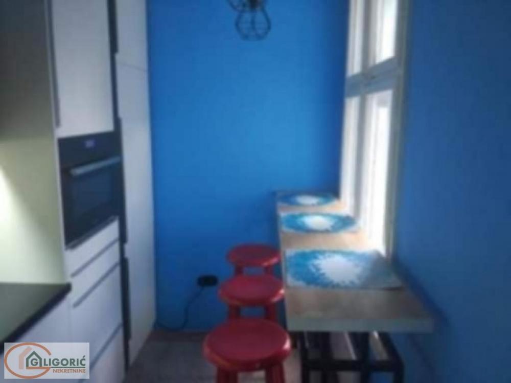 Stan na prodaju u Beogradu, Skadarlija, jednosoban, 31m2, cena 141500 evra