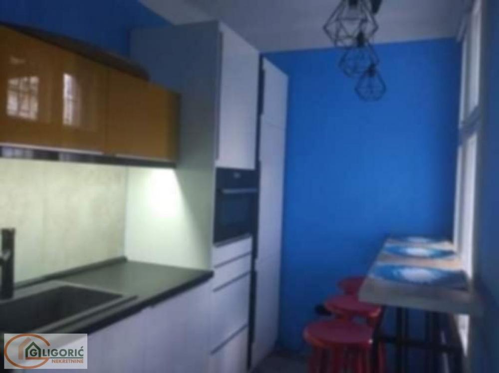 Stan na prodaju u Beogradu, Skadarlija, jednosoban, 31m2, cena 141500 evra