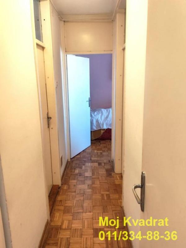 Stan na prodaju u Beogradu, Crveni Krst, troiposoban, 72m2, cena 189000 evra