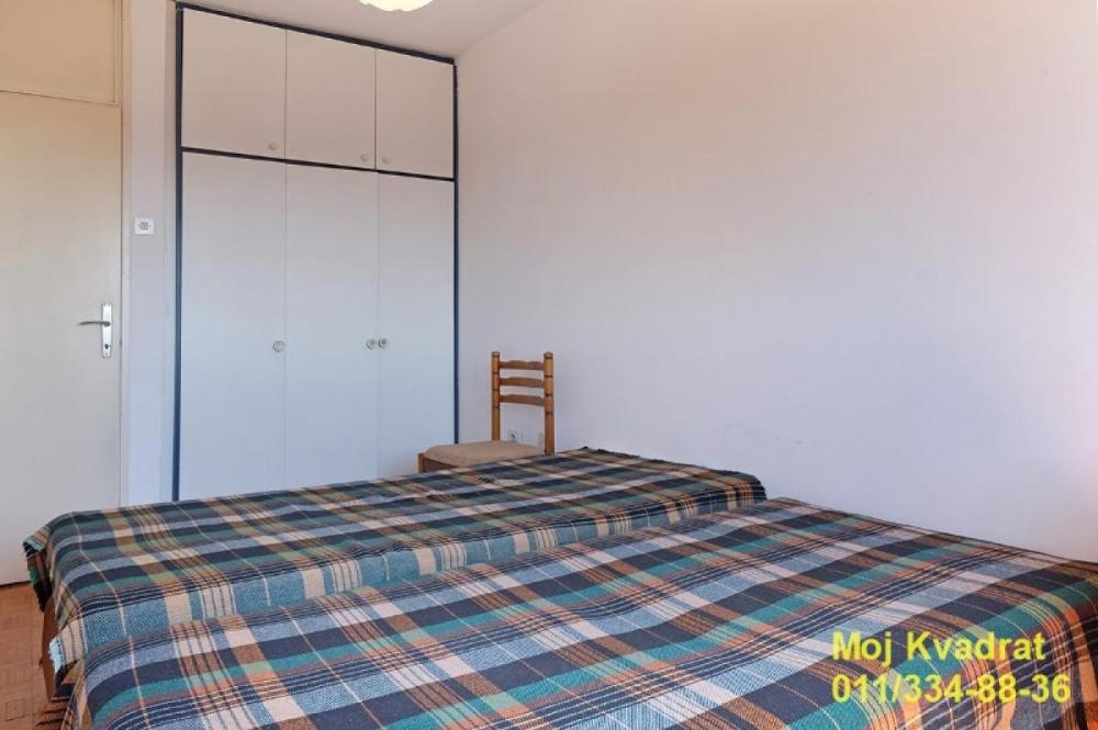 Stan na prodaju u Beogradu, Banjica, trosoban, 86m2, cena 206000 evra