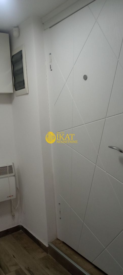 Stan na prodaju u Beogradu, Palilula, trosoban, 72m2, cena 250000 evra