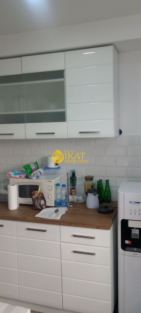 Stan na prodaju u Beogradu, Palilula, trosoban, 72m2, cena 250000 evra