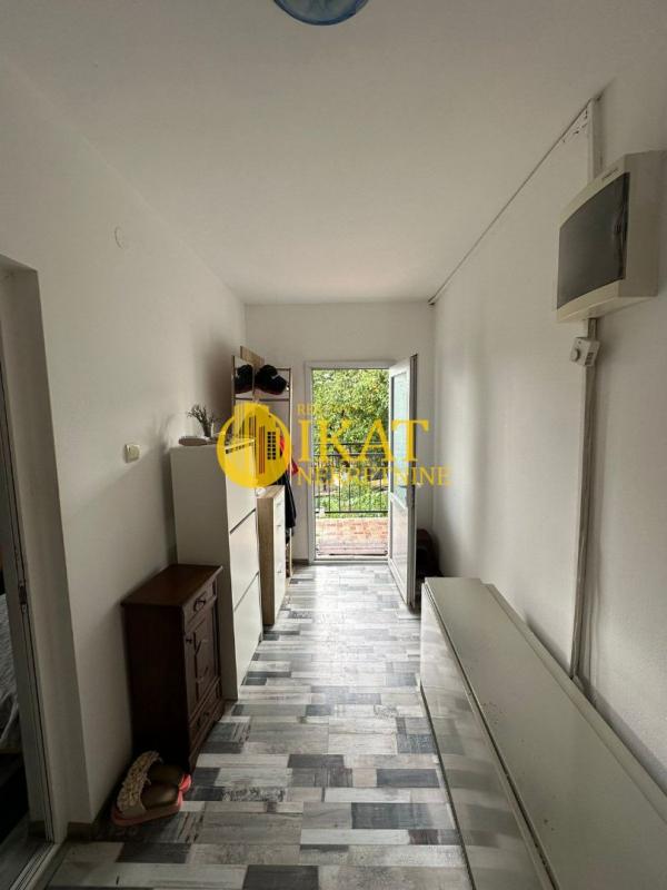 Stan na prodaju u Beogradu, Kumodraž, cetvorosoban, 80m2, cena 145000 evra