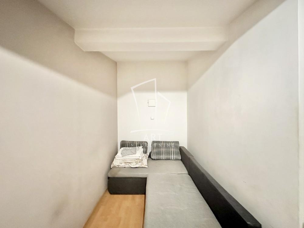 Stan na prodaju u Beogradu, Karaburma, troiposoban, 73m2, cena 175000 evra