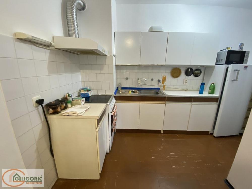Stan na prodaju u Beogradu, Zeleno brdo, dvosoban, 60m2, cena 139000 evra