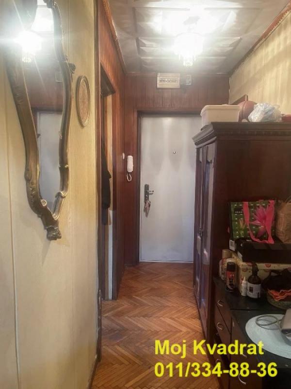 Stan na prodaju u Beogradu, Crveni Krst, dvosoban, 50m2, cena 180000 evra