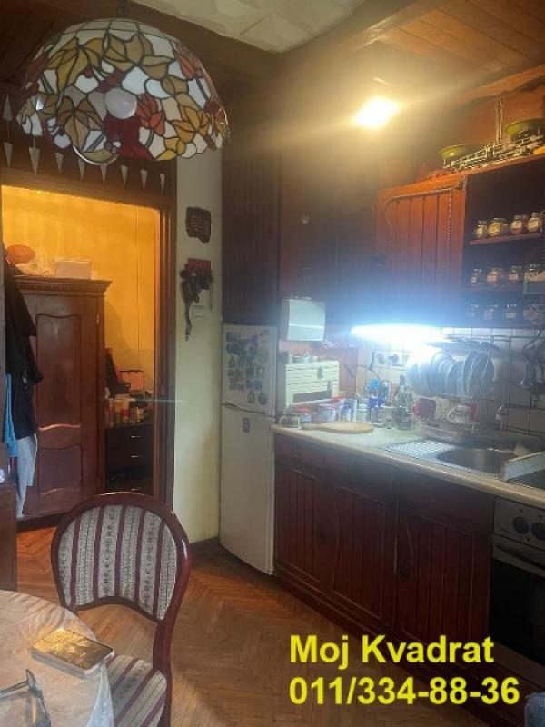 Stan na prodaju u Beogradu, Crveni Krst, dvosoban, 50m2, cena 180000 evra