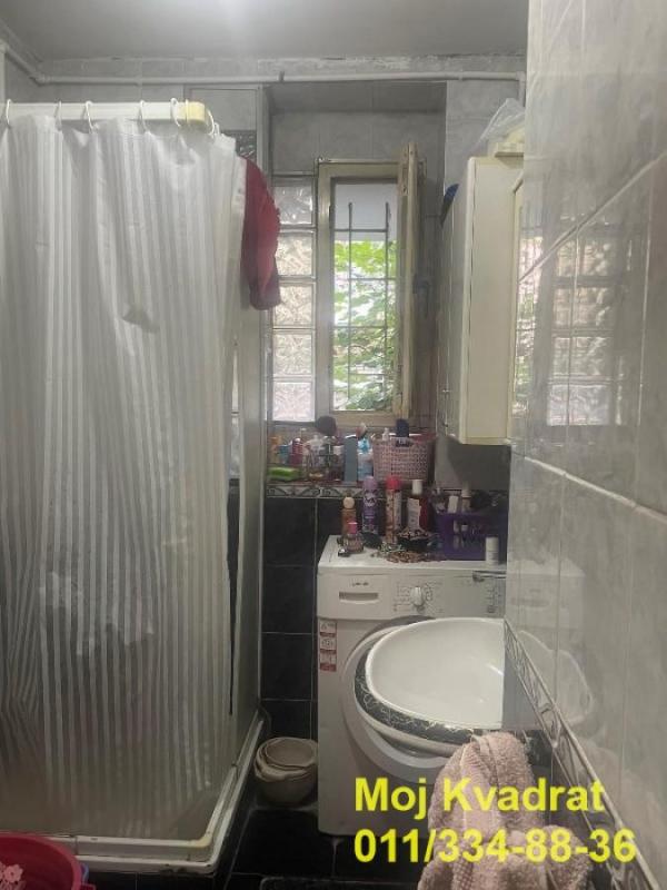 Stan na prodaju u Beogradu, Crveni Krst, dvosoban, 50m2, cena 180000 evra