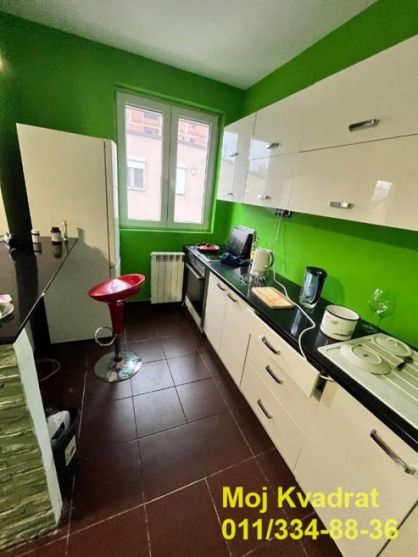 Stan na prodaju u Beogradu, Mirijevo, trosoban, 65m2, cena 152750 evra