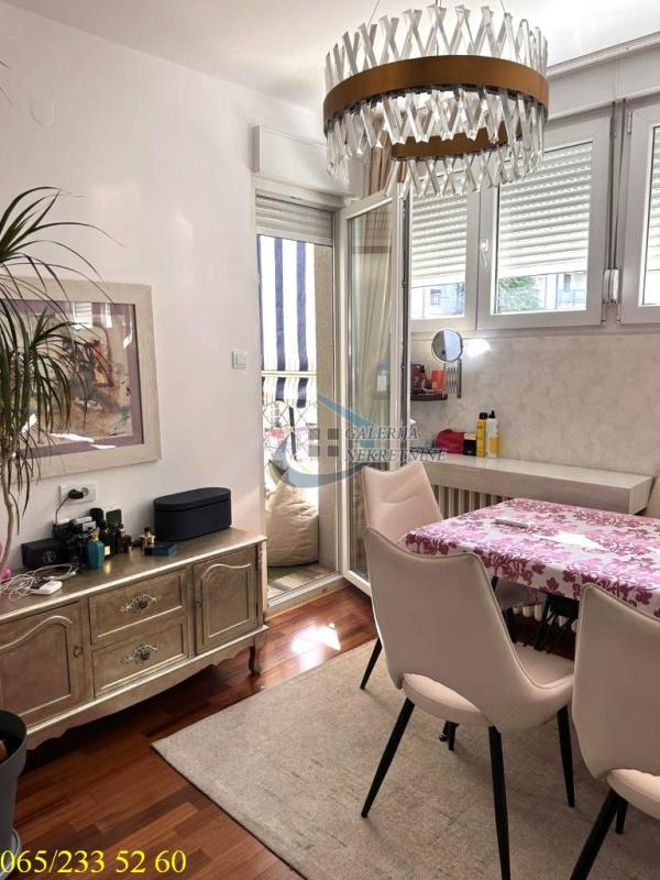 Stan na prodaju u Beogradu, Zvezdara, dvosoban, 65m2, cena 260000 evra