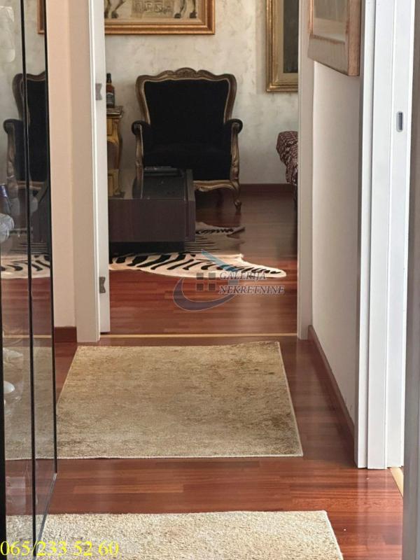 Stan na prodaju u Beogradu, Zvezdara, dvosoban, 65m2, cena 260000 evra