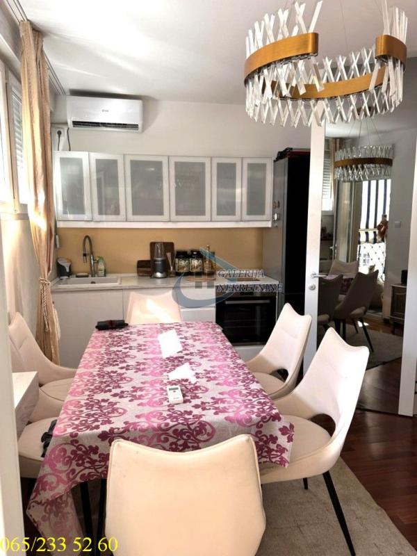 Stan na prodaju u Beogradu, Zvezdara, dvosoban, 65m2, cena 260000 evra