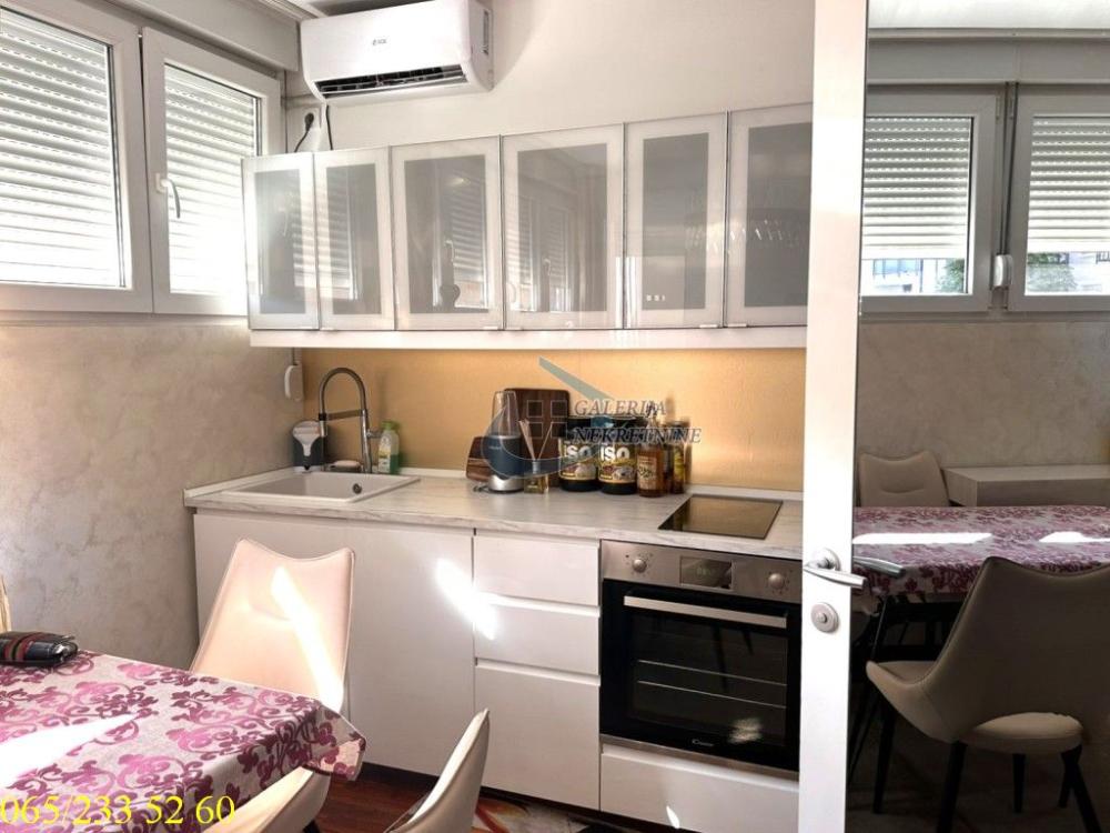 Stan na prodaju u Beogradu, Zvezdara, dvosoban, 65m2, cena 260000 evra