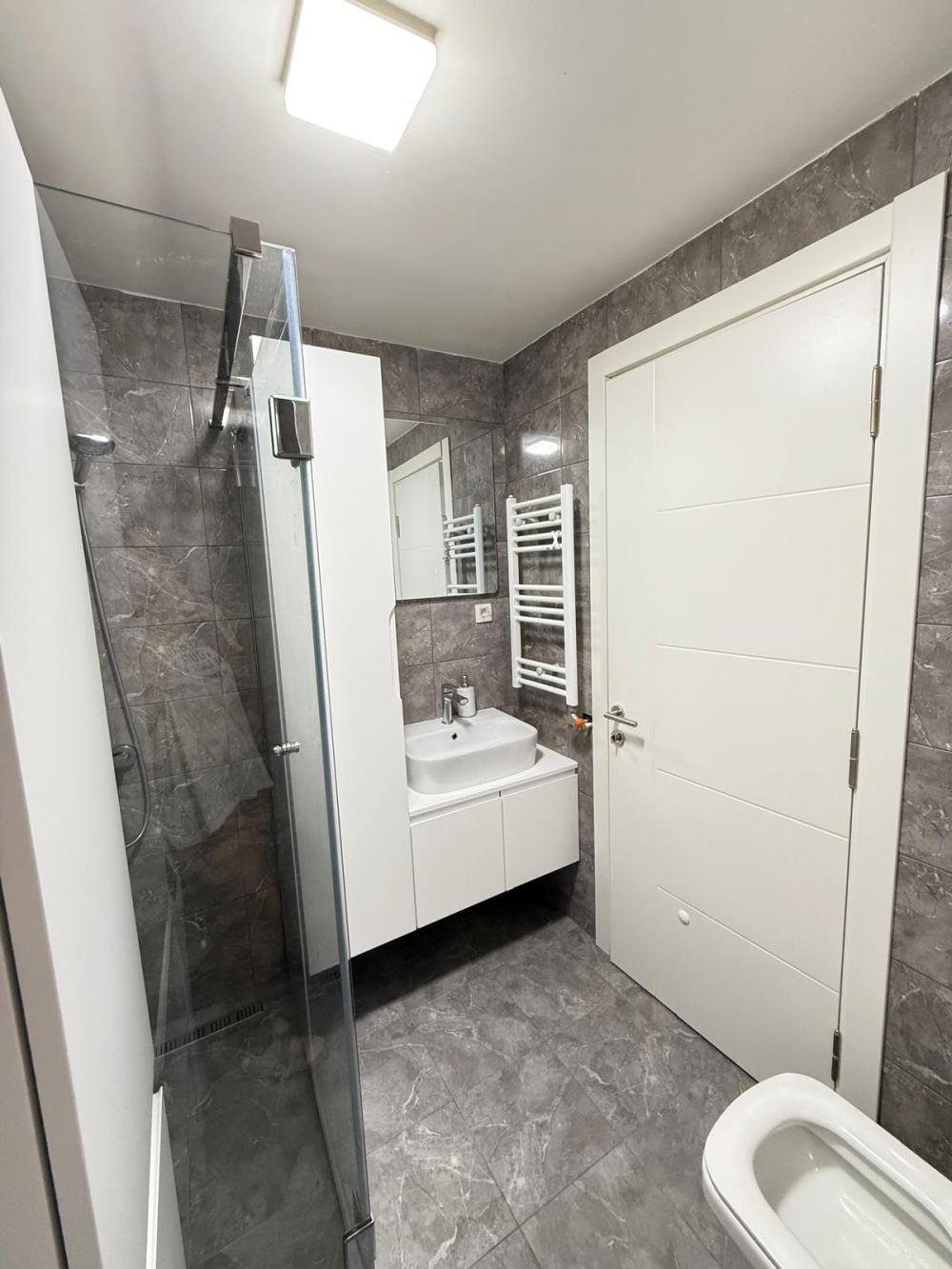 Stan na prodaju u Beogradu, Voždovac, dvosoban, 86m2, cena 179000 evra