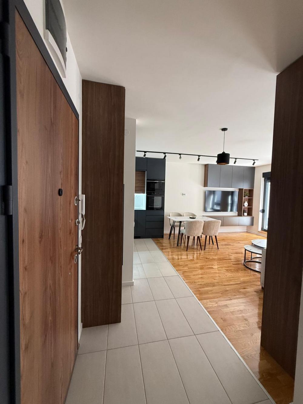 Stan na prodaju u Beogradu, Voždovac, dvosoban, 86m2, cena 179000 evra