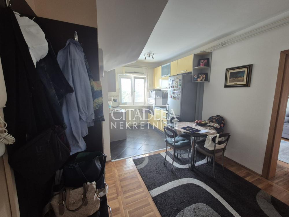 Stan na prodaju u Beogradu, Braće Jerković, jednoiposoban, 41m2, cena 128000 evra