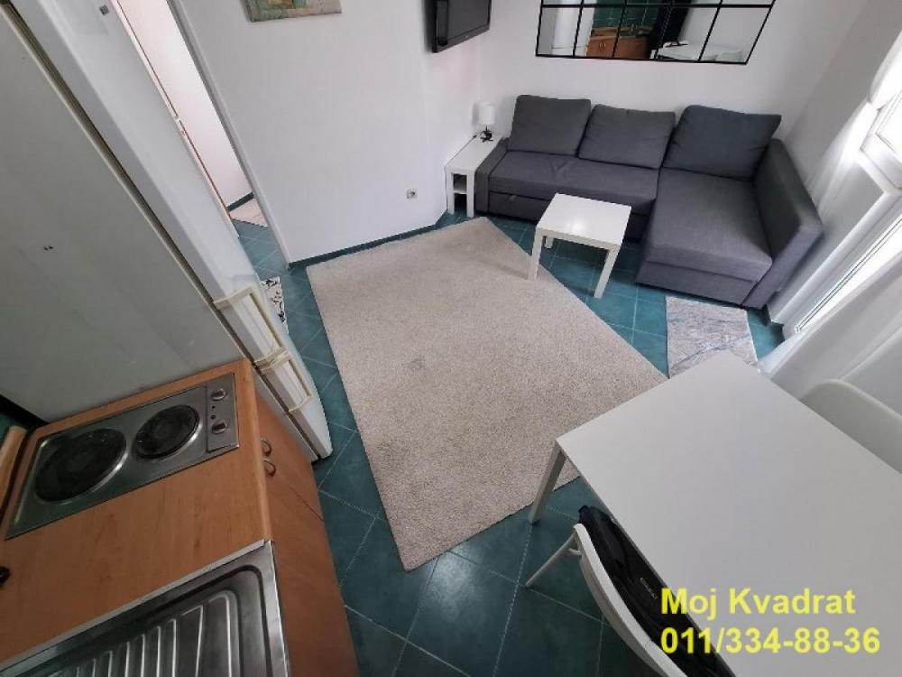 Stan na prodaju u Beogradu, Rakovica, jednoiposoban, 27m2, cena 74900 evra