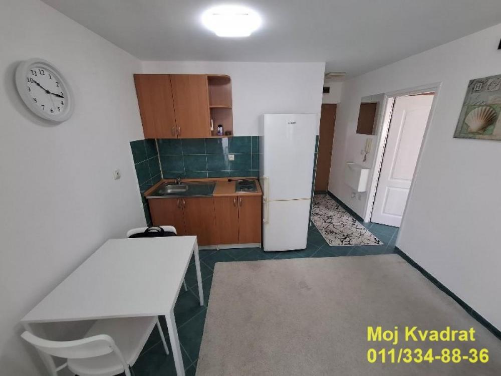 Stan na prodaju u Beogradu, Rakovica, jednoiposoban, 27m2, cena 74900 evra