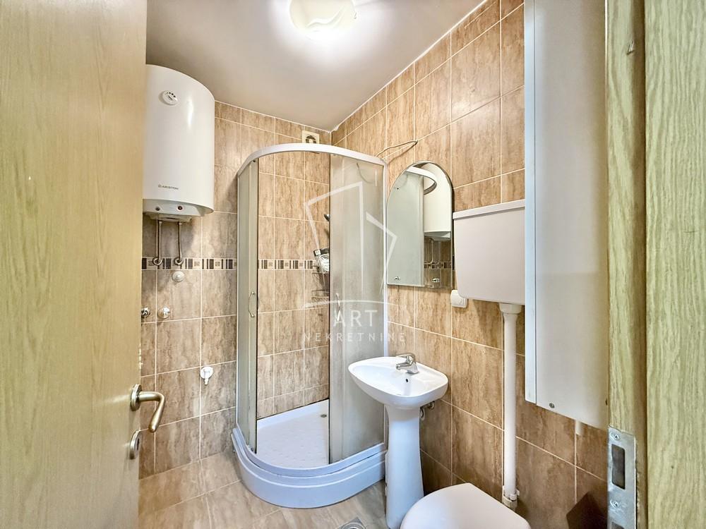Stan na prodaju u Beogradu, Mirijevo, jednoiposoban, 37m2, cena 84000 evra