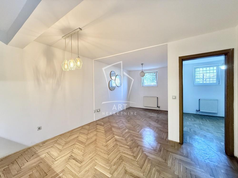Stan na prodaju u Beogradu, Mirijevo, jednoiposoban, 37m2, cena 84000 evra