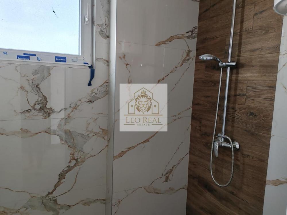 Stan na prodaju u Beogradu, Surčin, trosoban, 62m2, cena 124980 evra