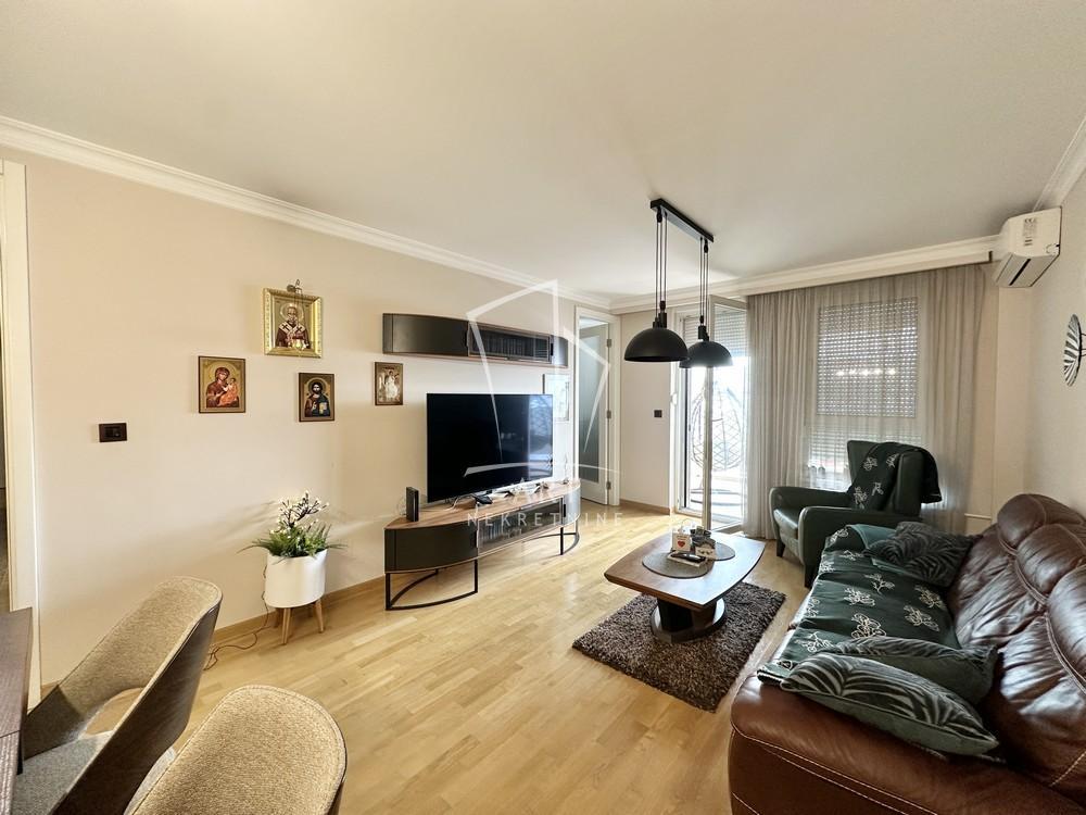 Stan na prodaju u Beogradu, Novi Beograd, cetvorosoban, 120m2, cena 430000 evra