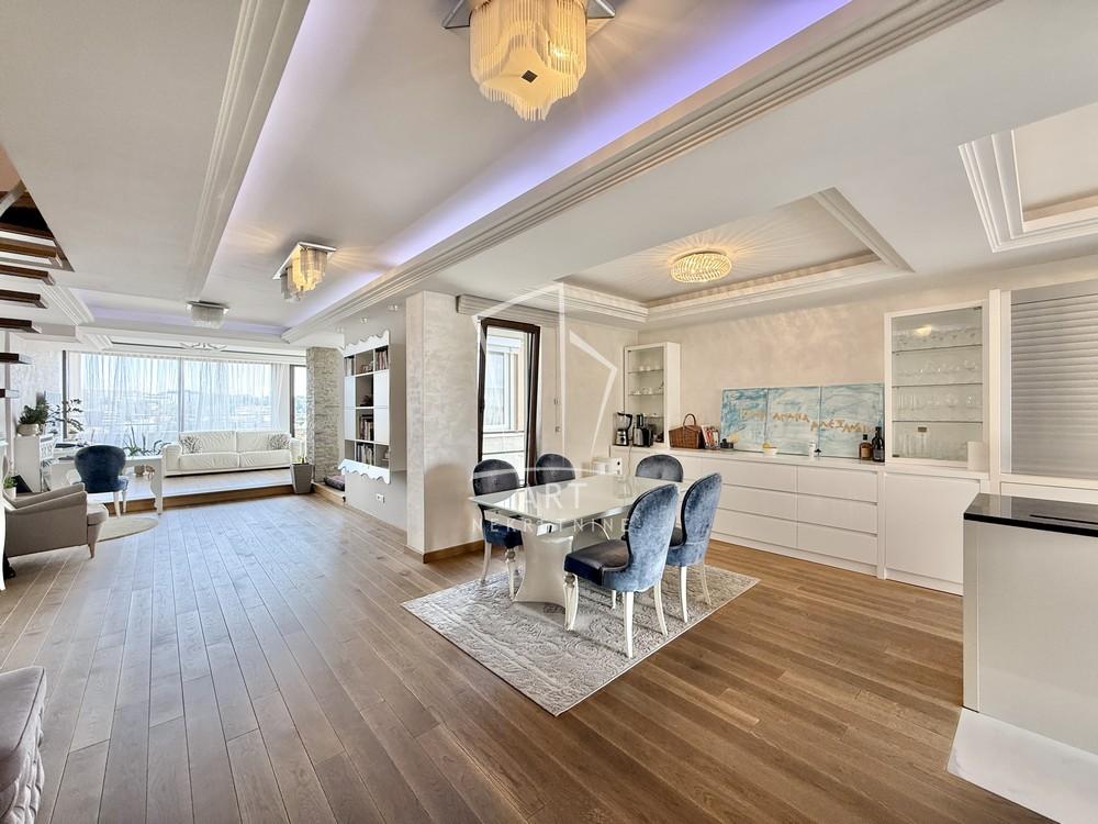 Stan na prodaju u Beogradu, Voždovac, trosoban, 123m2, cena 598600 evra