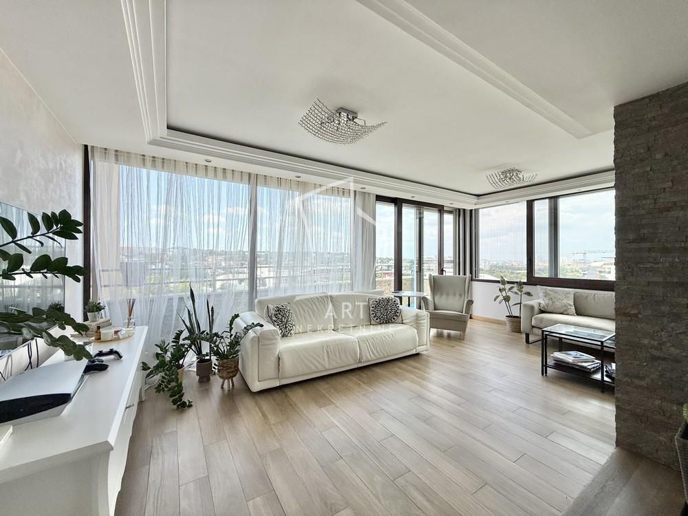 Stan na prodaju u Beogradu, Voždovac, trosoban, 123m2, cena 598600 evra