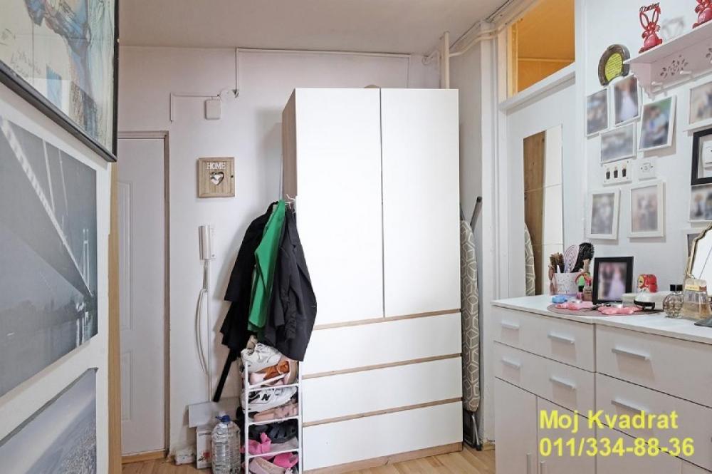 Stan na prodaju u Beogradu, Banjica, jednoiposoban, 45m2, cena 143000 evra