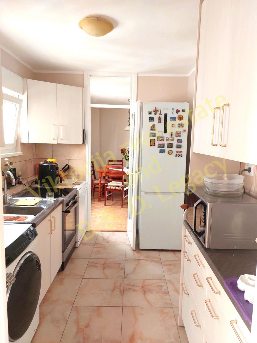 Stan na prodaju u Beogradu, Novi Beograd blok 62, cetvorosoban, 109m2, cena 299000 evra