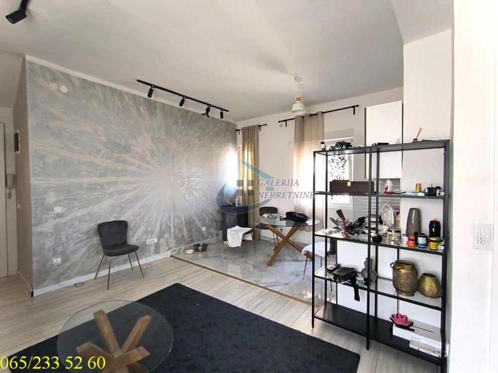 Stan na prodaju u Beogradu, Stari grad, dvosoban, 44m2, cena 330000 evra