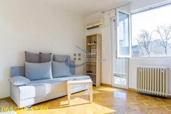 Stan na prodaju u Beogradu, Voždovac, jednosoban, 31m2, cena 136000 evra