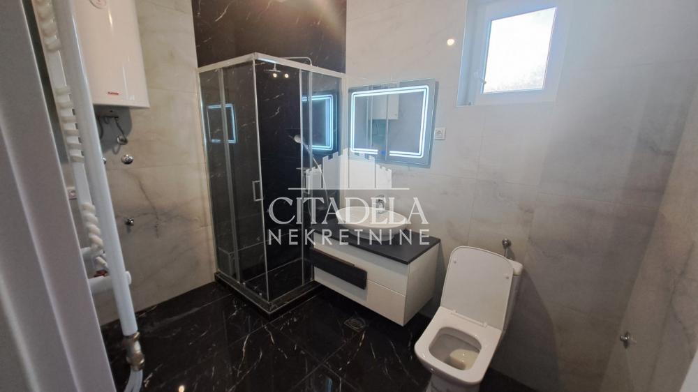 Stan na prodaju u Beogradu, Voždovac, jednoiposoban, 62m2, cena 103000 evra