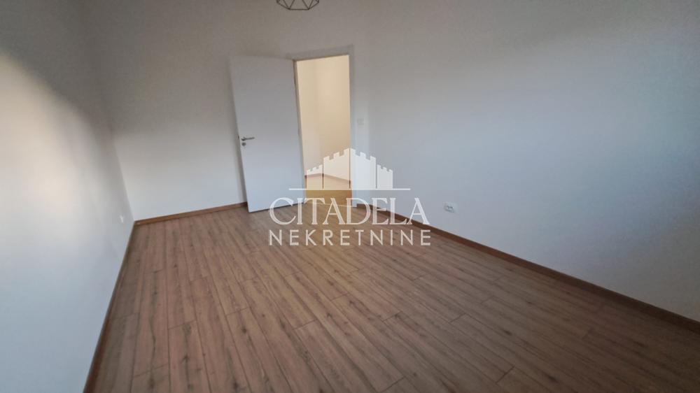 Stan na prodaju u Beogradu, Voždovac, jednoiposoban, 62m2, cena 103000 evra