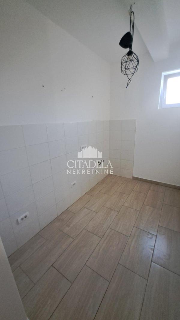 Stan na prodaju u Beogradu, Voždovac, jednoiposoban, 62m2, cena 103000 evra