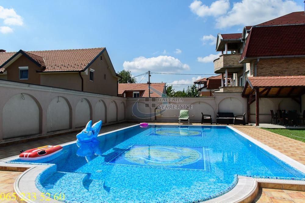 Stan na prodaju u Beogradu, Voždovac, cetvorosoban, 115m2, cena 301600 evra