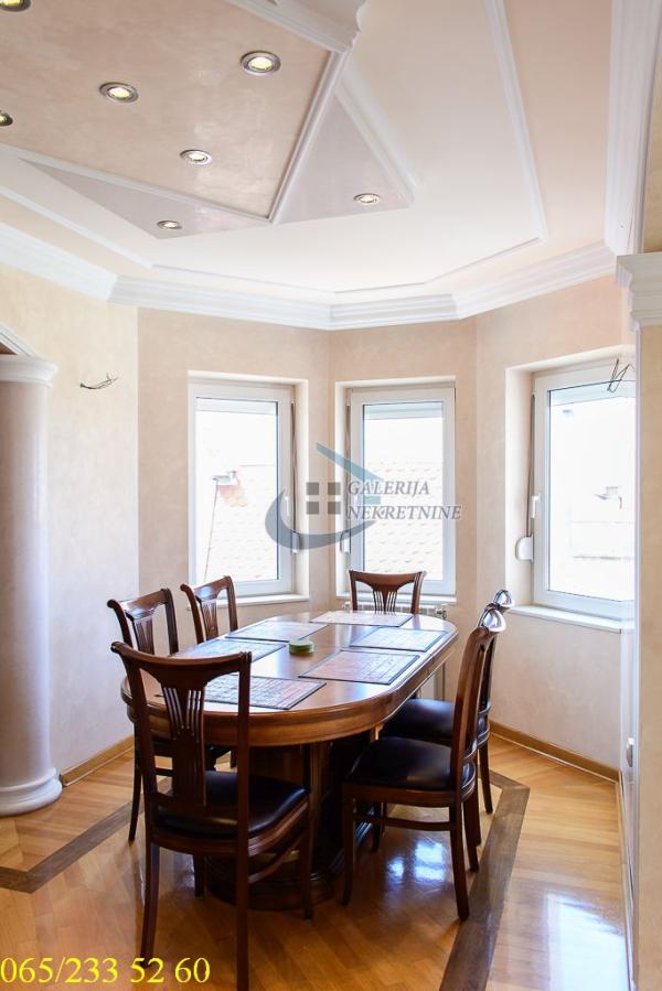 Stan na prodaju u Beogradu, Voždovac, cetvorosoban, 115m2, cena 301600 evra