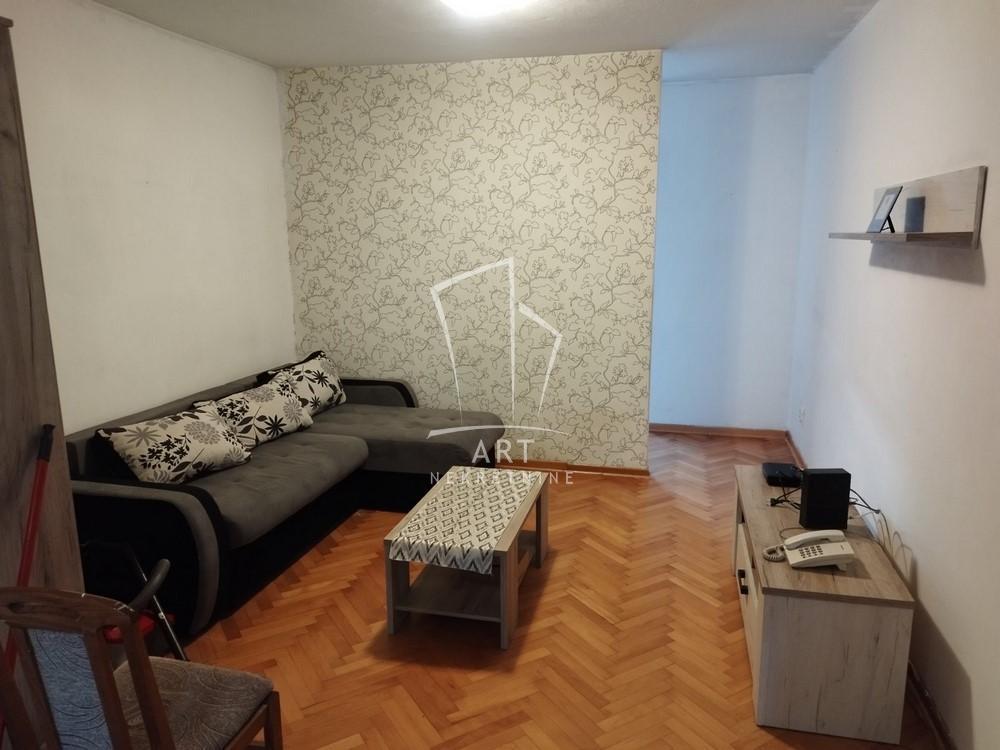 Stan na prodaju u Beogradu, Čukarica, jednoiposoban, 39m2, cena 118800 evra