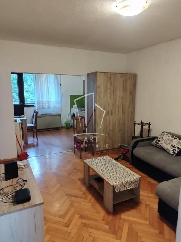 Stan na prodaju u Beogradu, Čukarica, jednoiposoban, 39m2, cena 118800 evra